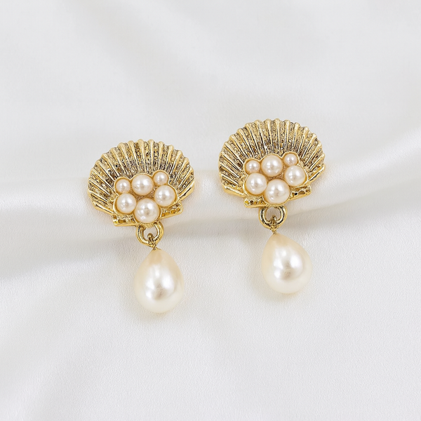 Shell Pearl Earings ( RAJCEDH588-SDQ)